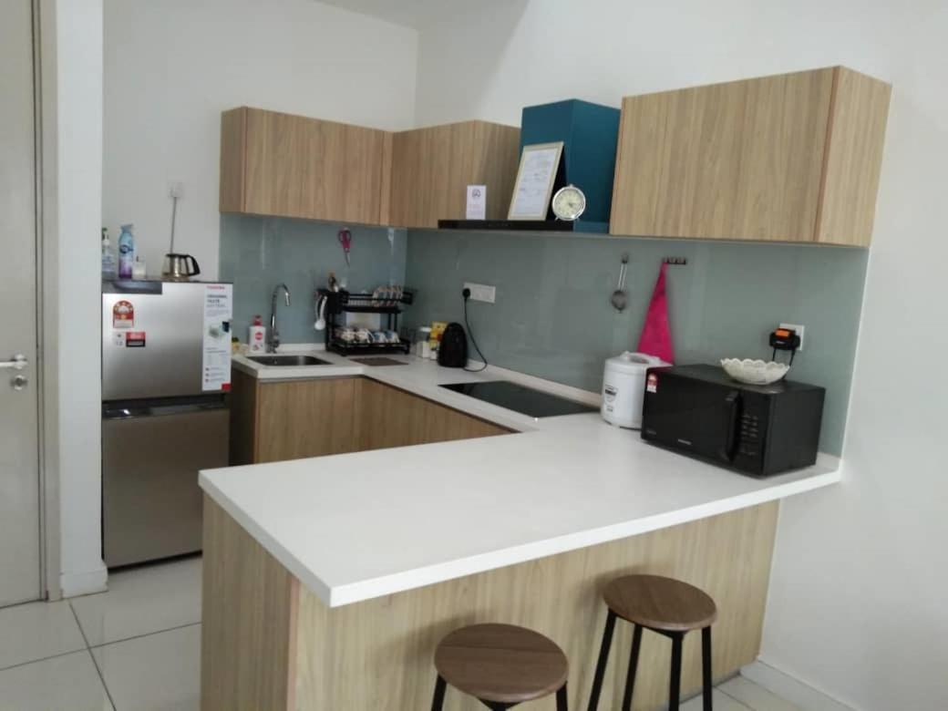 Pintarman Family Suites @ Miri Times Square מראה חיצוני תמונה